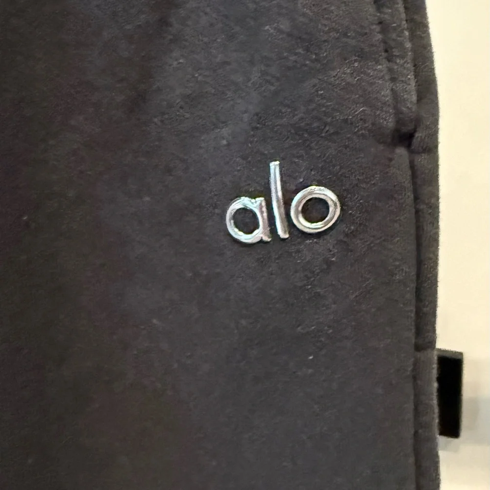 ALO Yoga Steel Grey Jogger Pants - Picture 4 of 4
